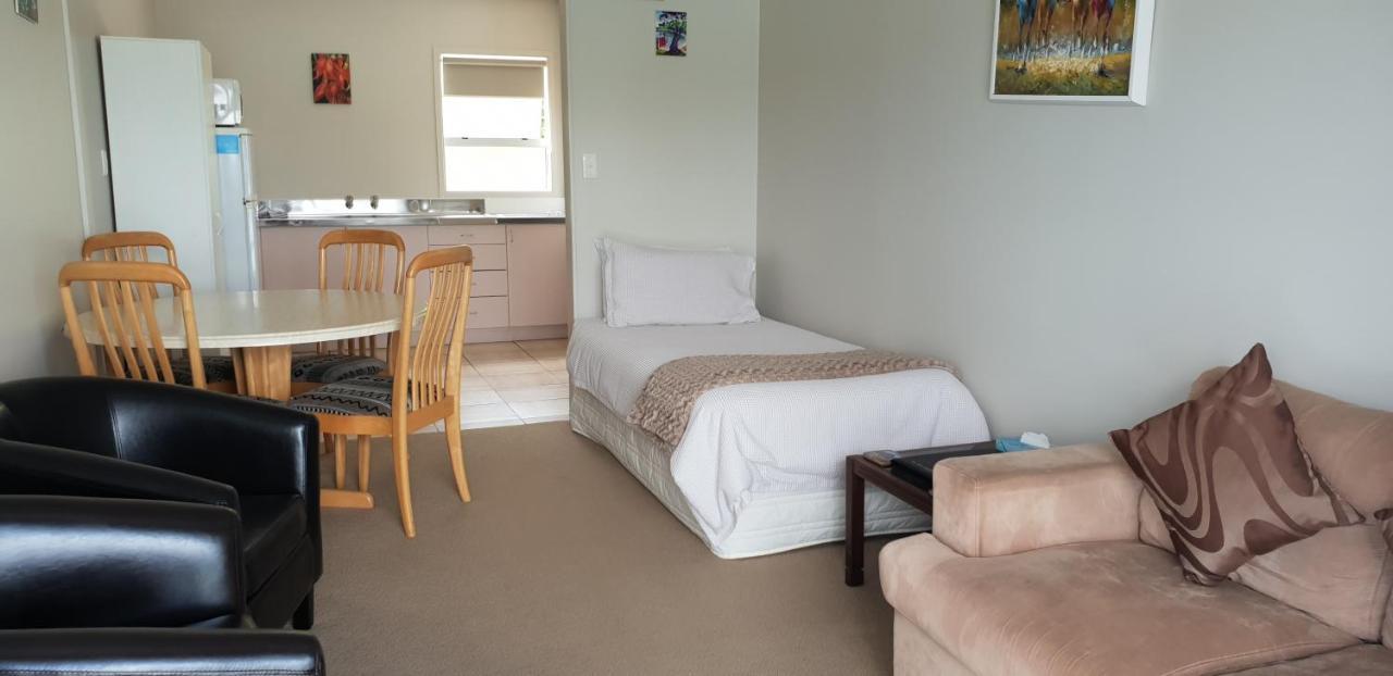 Whangaroa Lodge Motel Exterior foto